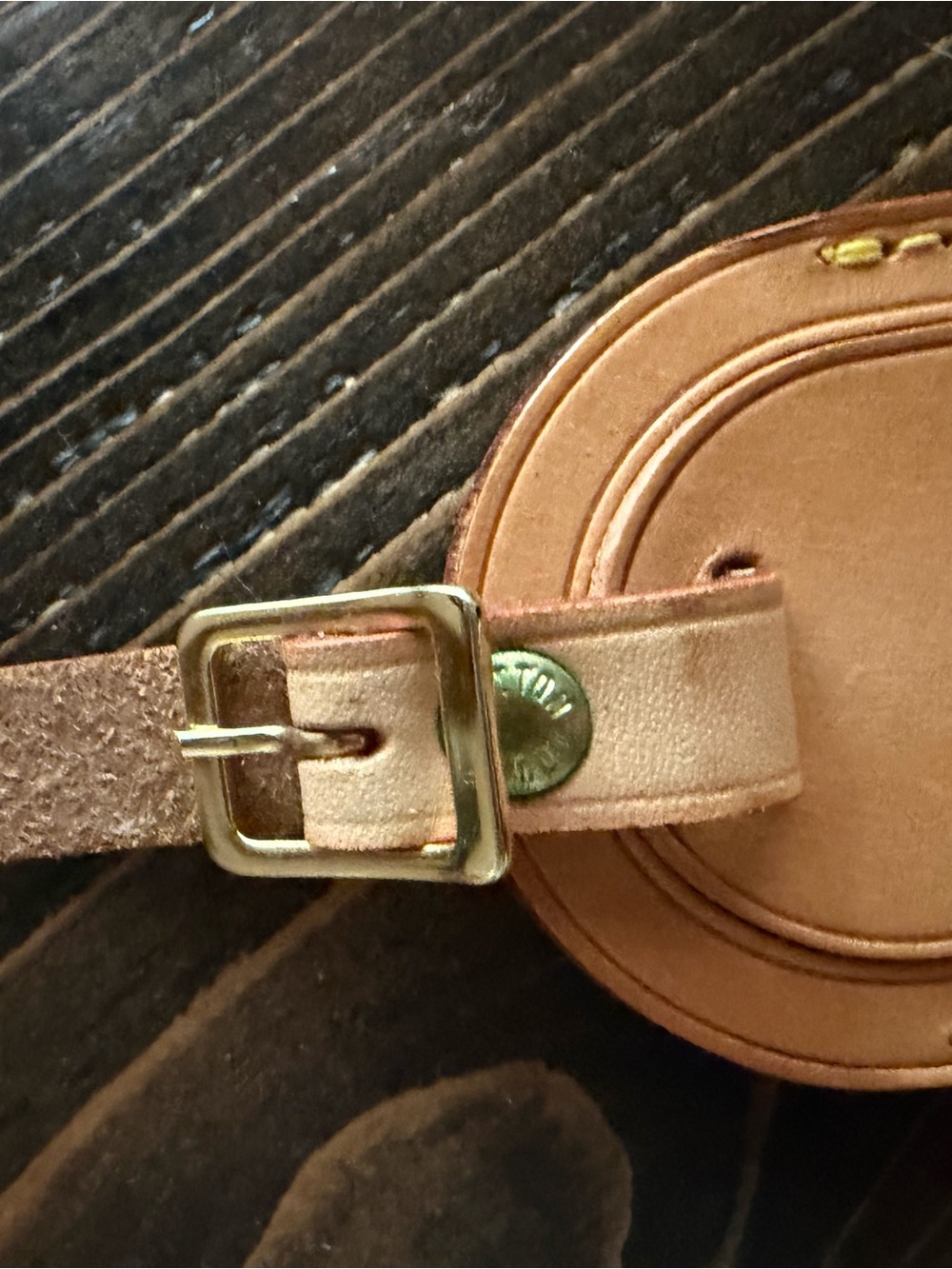 EUC Louis Vuitton Luggage Tag with Gold-Tone Buckle - Picture 3 of 6